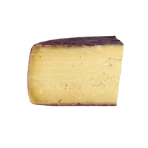 Pirano (Halbhartkäse aus pasteurisierter Büffelmilch)