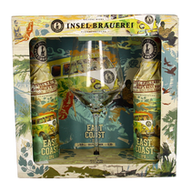 Rügener Insel-Brauerei Insel East Coast GP,
2 Flaschen und 1 Glas